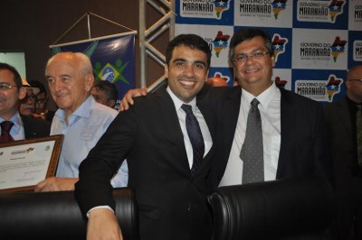 Assessor Jurídico Emersom de Galvão Bueno, com o governador durante lançamento do Fórum