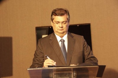 Governador Flávio Dino lança programa “Mais Empresas”, acompanhado pelo empresariado maranhense, na sede da Fiema.