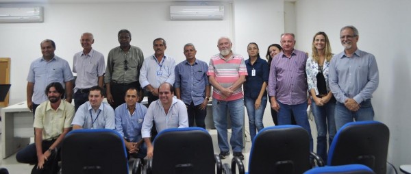 Parceiros do Matopiba, pesquisadores, produtores rurais e convidados,  durante reunião na Embrapa Cocais.