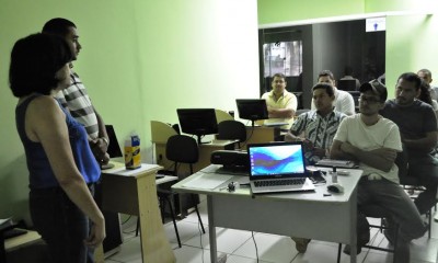 Yolanda Batista, (FPR/PS), Reginaldo Vieira, (Patrimônio) e Wellington Sousa, (Sindbalsas), fazem aula inaugural do curso de Agronegócio em Balsas.