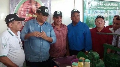 Governador Flávio Dino e comitiva visitam estande do sistema Faema/Senar