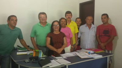 Dirigentes do sistema Faema/Senar acompanhados pelo presidente do sindicato dos produtores rurais, José Luzia, prefeita de Chapadinha Ducilene Belezinha e equipe.