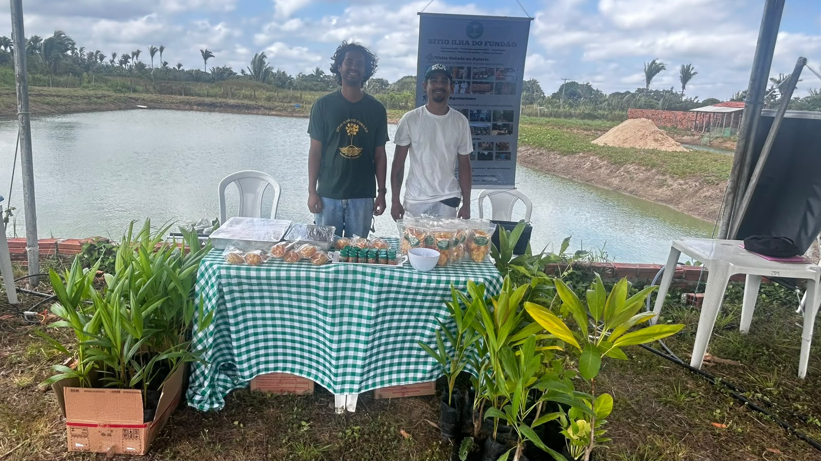 Produtores rurais atendidos pela ATeG, presentes no evento em Rosário.