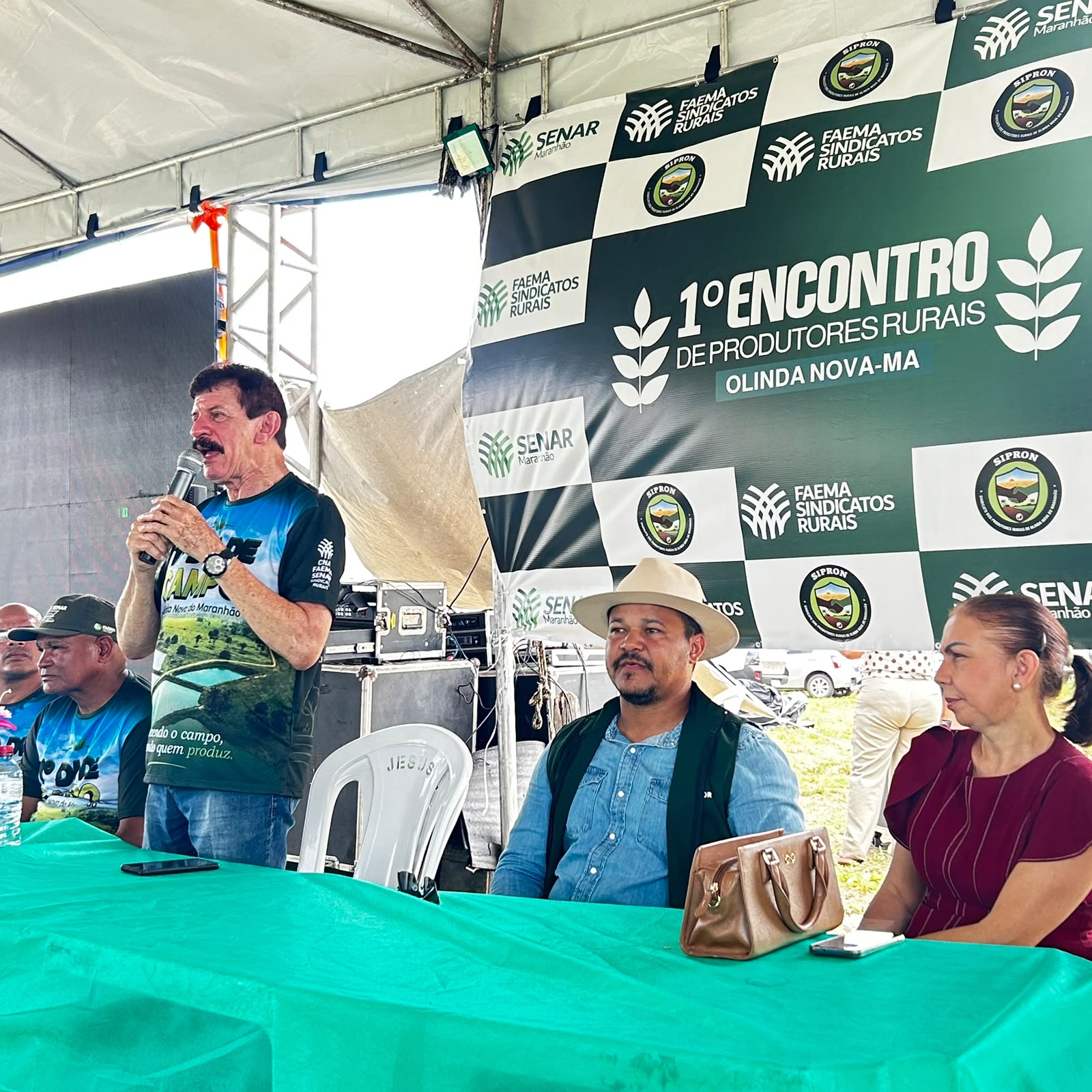  Luiz Figueiredo discursa na solenidade de abertura do Encontro.